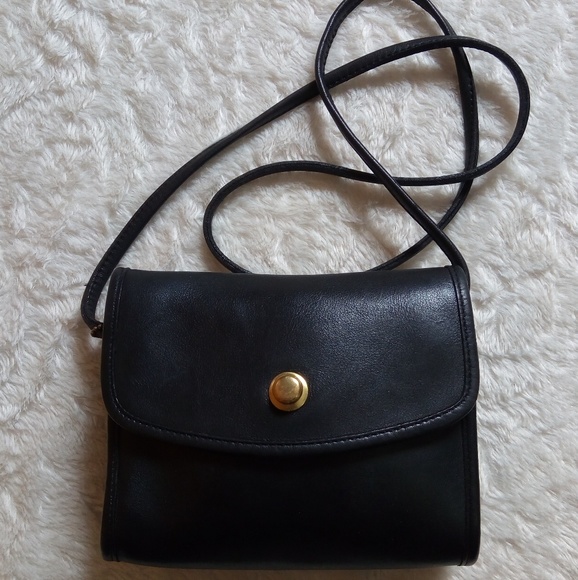 Coach Handbags - Coach Chrystie Bag